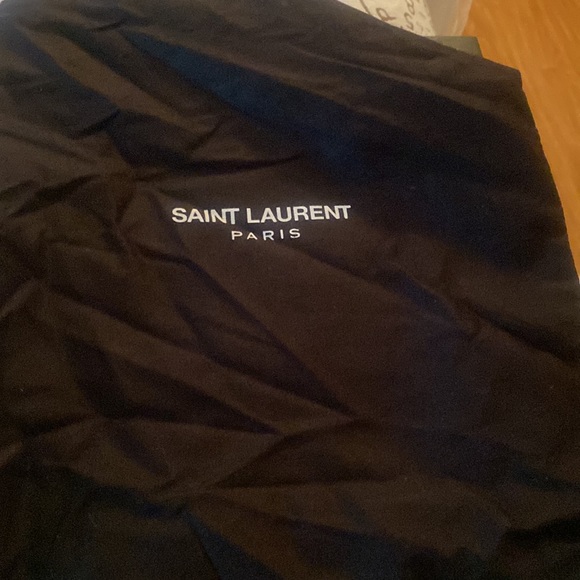 All black with sliver YS SMALL LOGO on each side of boot - Picture 5 of 5